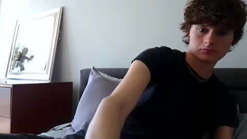 Snapshot of sensualalien chatting on 11, 3, 2025 Cam online show from 11, 3, 2025