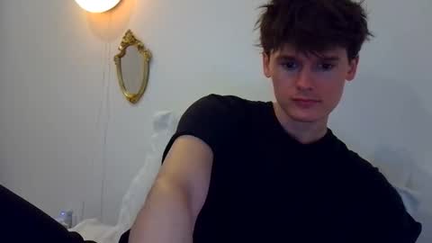 Snapshot of sensualalien chatting on 27, 10, 2025 Cam online show from 27, 10, 2025