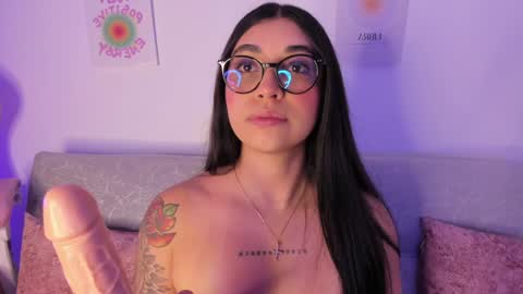 sensualhaven_ online show from 3, 1, 2025