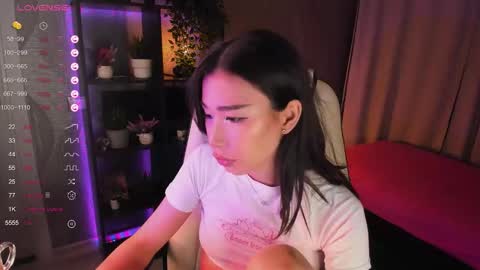 Kiki online show from 11, 9, 2025