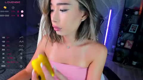 Snapshot of sensualily chatting on 31, 7, 2026 Kiki online show from 31, 7, 2026
