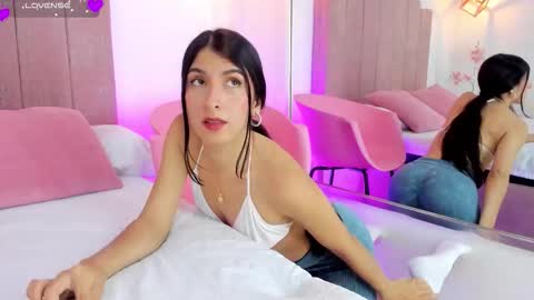 Jeen  online show from 15, 10, 2025