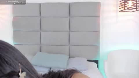 Jeen  online show from 12, 1, 2026