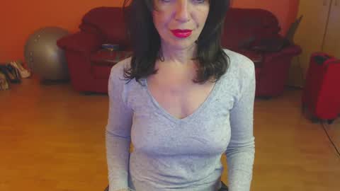sensualmyra online show from 16, 2, 2025
