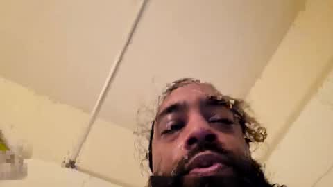 Snapshot of serani02 chatting on 21, 12, 2025 Serani online show from 21, 12, 2025