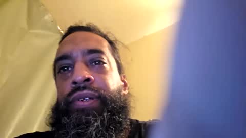 Snapshot of serani02 chatting on 23, 12, 2025 Serani online show from 23, 12, 2025