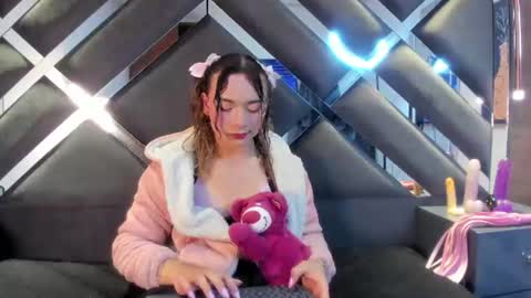 seraphine_nyx online show from 13, 6, 2026