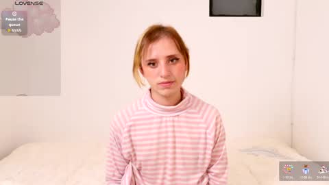 Snapshot of seraphine_star chatting on 16, 5, 2026 Seraphine star online show from 16, 5, 2026