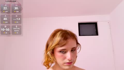 Snapshot of seraphine_star chatting on 17, 5, 2026 Seraphine star online show from 17, 5, 2026