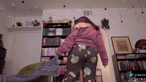 SeraReads online show from 9, 12, 2024