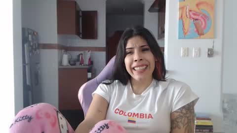 Snapshot of serenaroussee chatting on 24, 6, 2026 sararoussee online show from 24, 6, 2026