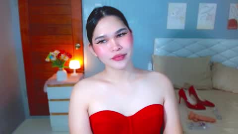 serenastra online show from 5, 3, 2026