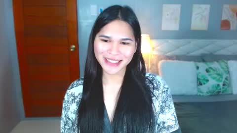 serenastra online show from 9, 3, 2026