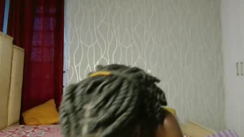 Snapshot of serene_sway chatting on 3, 11, 2025 Serene online show from 3, 11, 2025