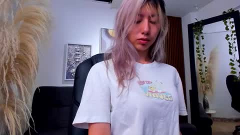 Snapshot of serene_waves chatting on 28, 11, 2025 Serene online show from 28, 11, 2025