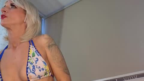 serenexx  your MILF online show from 13, 2, 2026