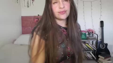 Snapshot of serenity_crystal chatting on 18, 12, 2024 serenity_crystal online show from 18, 12, 2024