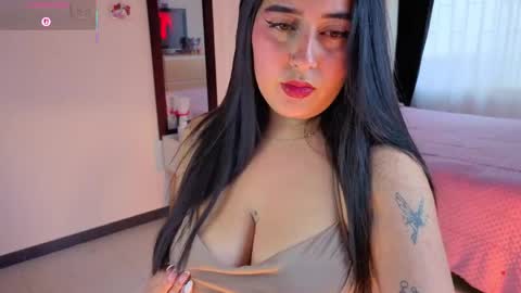 Serenna Cruz online show from 27, 4, 2026