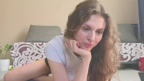 Hey Guys and Girls non-binary personalities  Im Sereta online show from 4, 5, 2026