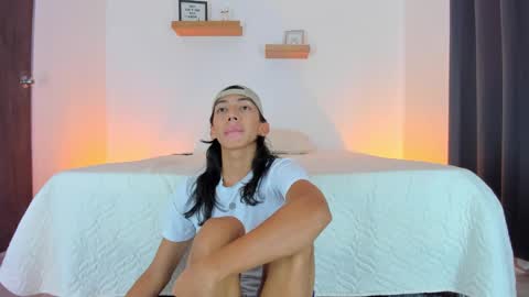 Snapshot of serge_7 chatting on 6, 3, 2025 Serge online show from 6, 3, 2025