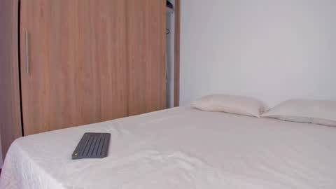 Snapshot of serge_7 chatting on 16, 10, 2025 Serge online show from 16, 10, 2025