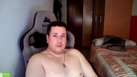 Snapshot of sergio95n chatting on 4, 10, 2025 Pollos online show from 4, 10, 2025