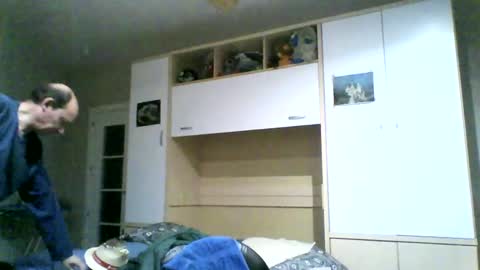 serrano49 online show from 3, 3, 2025