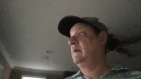 Snapshot of servantboy4u chatting on 5, 7, 2026 servantboy4u online show from 5, 7, 2026