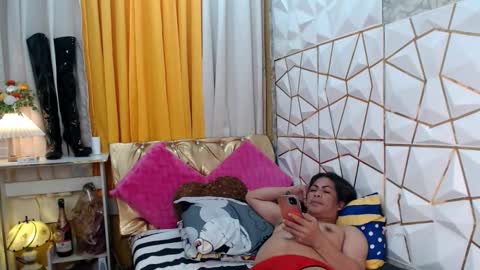 Snapshot of service_me711 chatting on 24, 9, 2025 call me MILES   online show from 24, 9, 2025