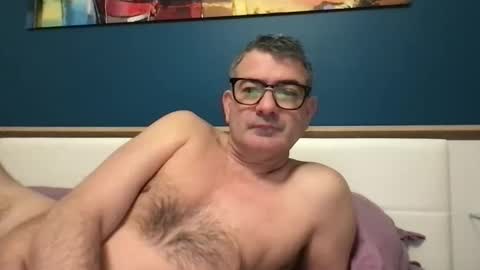 sesamechris92 online show from 16, 1, 2026