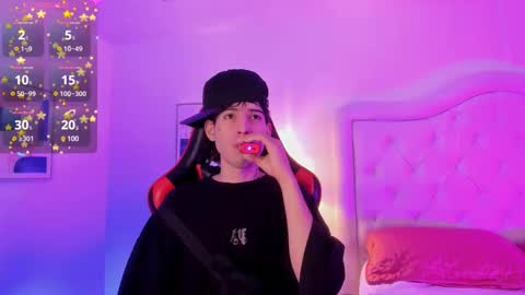 sett_and_gwen online show from 9, 3, 2025