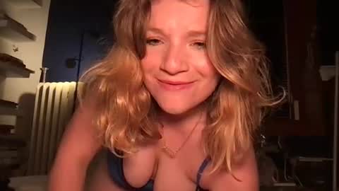 Snapshot of seturselfonfyre chatting on 18, 10, 2025 seturselfonfyre online show from 18, 10, 2025