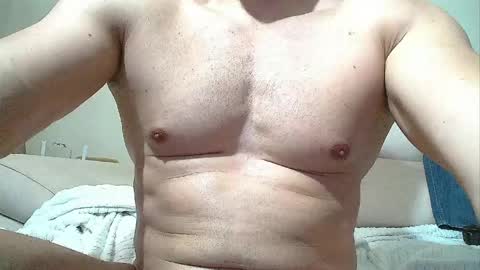 SEX MACHINE 19 online show from 19, 5, 2026