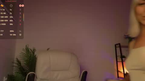 Snapshot of sexberry_ chatting on 20, 7, 2026 Melissa online show from 20, 7, 2026