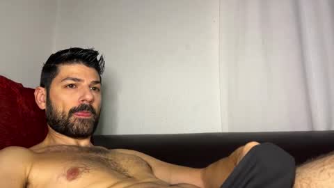 Lucenzo  online show from 21, 12, 2025