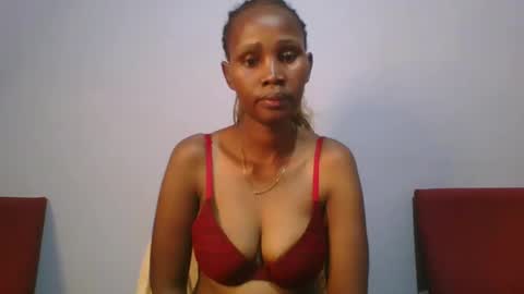 Snapshot of sexie_love chatting on 28, 2, 2025 Nancy online show from 28, 2, 2025