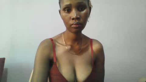 Snapshot of sexie_love chatting on 28, 2, 2025 Nancy online show from 28, 2, 2025