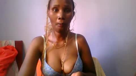 Snapshot of sexie_love chatting on 2, 3, 2025 Nancy online show from 2, 3, 2025