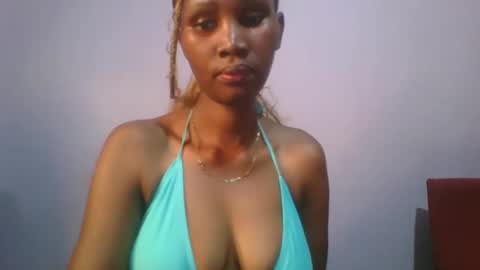 Snapshot of sexie_love chatting on 3, 3, 2025 Nancy online show from 3, 3, 2025