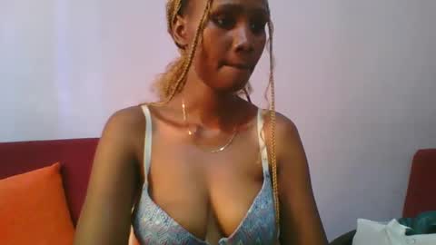 Snapshot of sexie_love chatting on 6, 3, 2025 Nancy online show from 6, 3, 2025