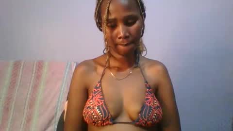 Snapshot of sexie_love chatting on 12, 3, 2025 Nancy online show from 12, 3, 2025