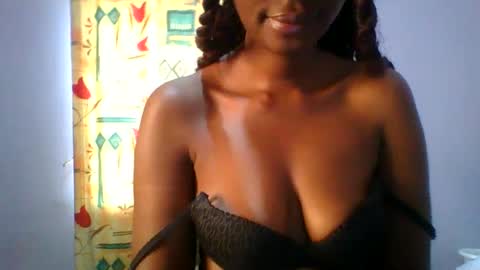 Snapshot of sexie_love chatting on 3, 10, 2025 Nancy online show from 3, 10, 2025