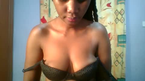 Snapshot of sexie_love chatting on 21, 10, 2025 Nancy online show from 21, 10, 2025