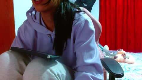 sexmilkdirty online show from 19, 10, 2025