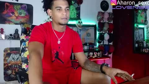 Snapshot of sexo_aharon chatting on 19, 10, 2025 Aharon ravelo online show from 19, 10, 2025