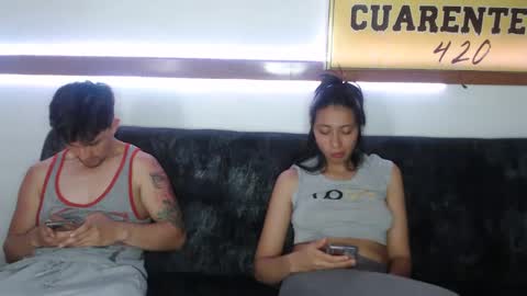 KhidaMilo online show from 3, 2, 2025