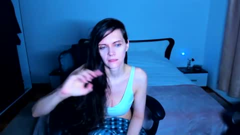 sexqueen1111 online show from 27, 6, 2026