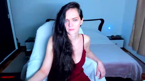 sexqueen1111 online show from 25, 7, 2026