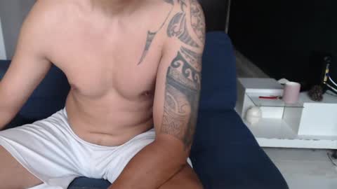 Snapshot of sexual_devils chatting on 27, 5, 2026 sexual_devils online show from 27, 5, 2026