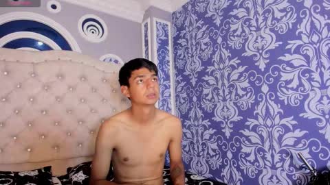 Snapshot of sexual_luxury_ chatting on 14, 10, 2025 Abril and Mike online show from 14, 10, 2025